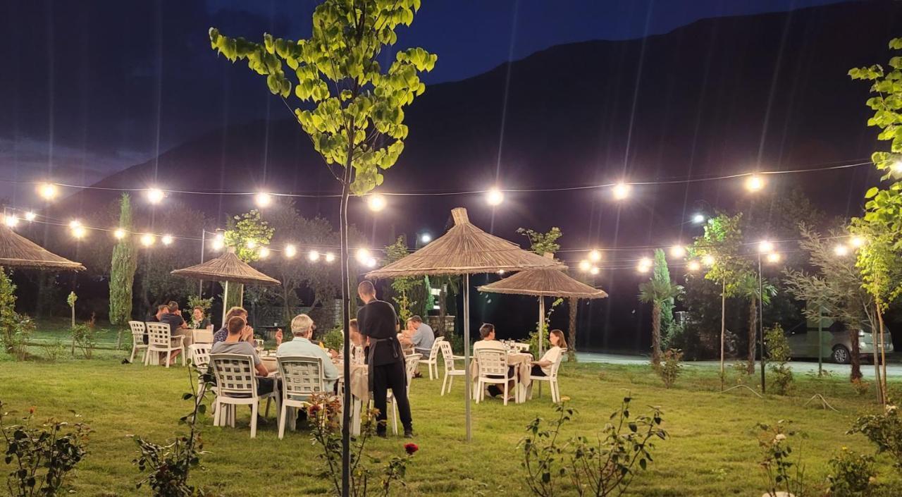 Guesthouse Lord Byron Tepelene Luaran gambar